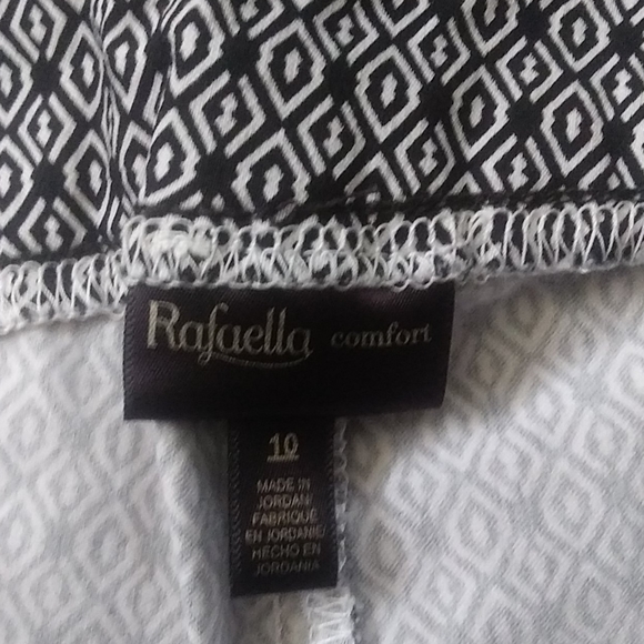 Cute stretch shorts - Picture 3 of 4